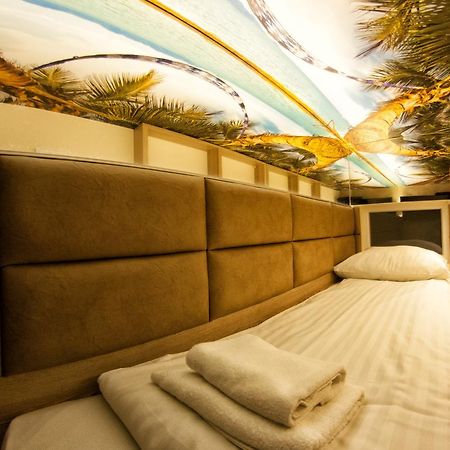 Yourplace Xxs Apartments Краков Экстерьер фото